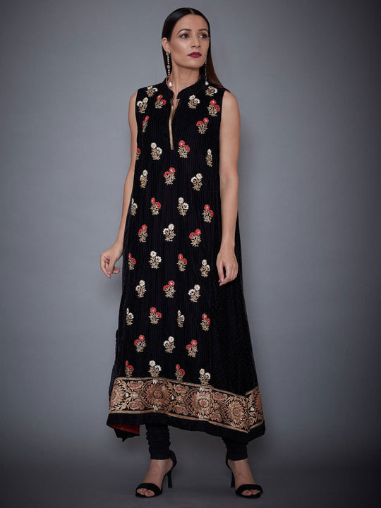 RI Ritu Kumar Black Embroidered Velvet Suit Set – Saris and Things